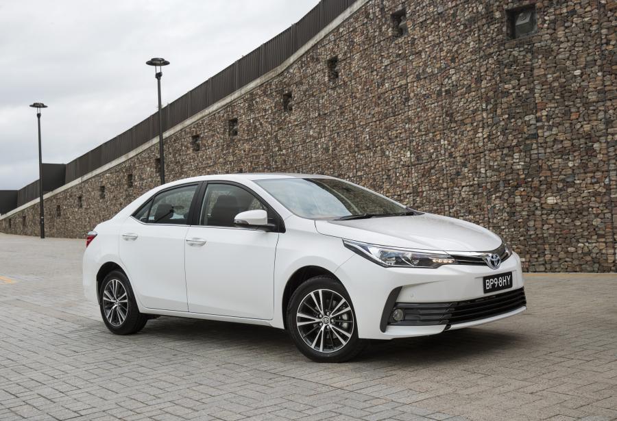  Toyota Corolla Sedan SX 2017 года  (AU) (фото 1 из 4)